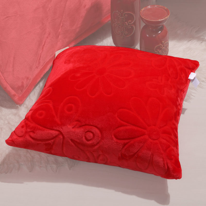 合雨珊瑚绒靠垫抱枕套超柔办公室创意午睡靠枕法兰绒腰枕1个正品