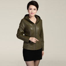 Одежда для дам 梵伊欧 春秋装中老年女装新品 中年妈妈装短款pu皮外套