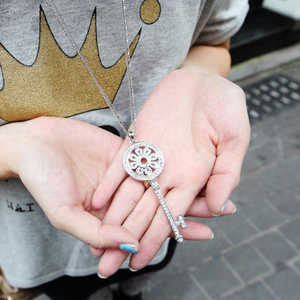 包邮韩国韩版饰品百搭水钻钥匙装饰项链挂链 时尚配饰长款毛衣链